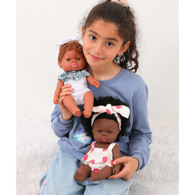 Bambina nera afroamericana da 14 pollici con logo personalizzato